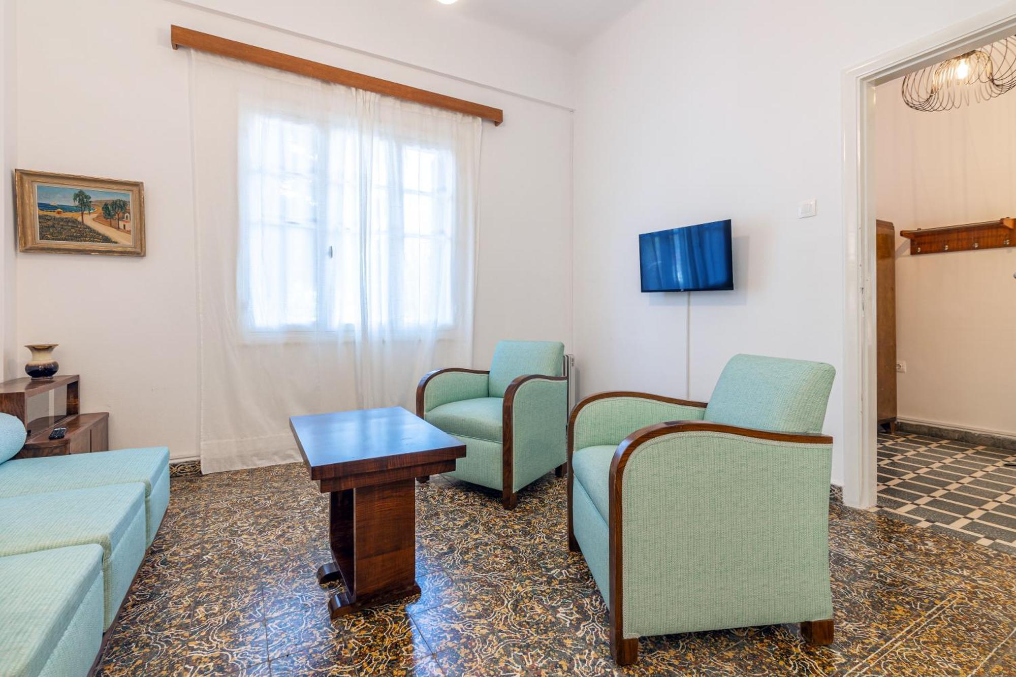 Amazing Centrally Located Iraklion